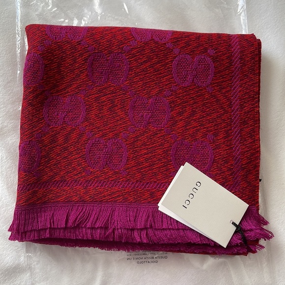 GUCCI EMBROIDERED GG Supreme 45x95 Women’s Scarf Flame Pink BNWT Made In Italy - Picture 5 of 16